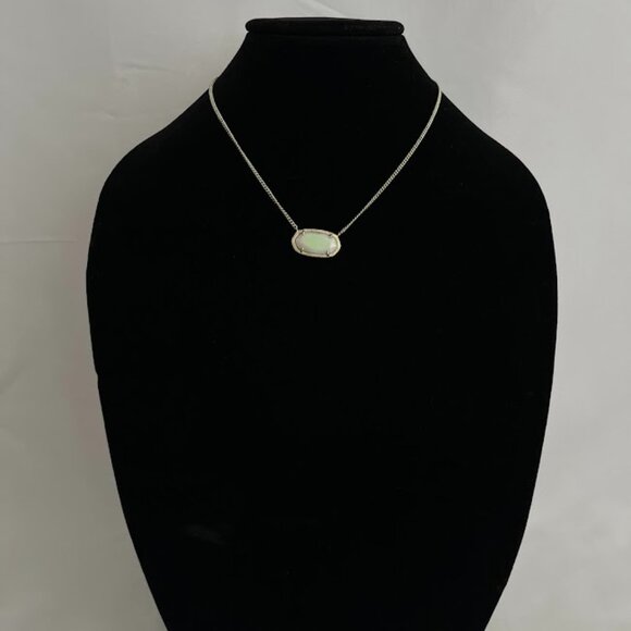 Kendra Scott Dylan Necklace in White Iridescent - Picture 1 of 5